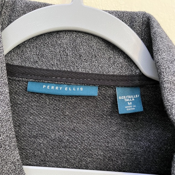 Perry Ellis cardigan (M) - Picture 3 of 5